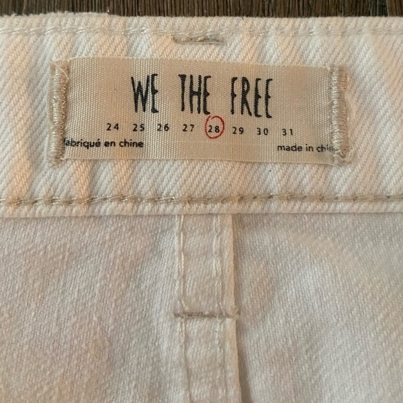 Free People Patched Up Ivory Denim Mini Skirt. Sz 28 - Picture 4 of 13
